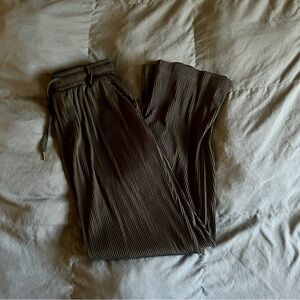 BXT Pleated Black Pants